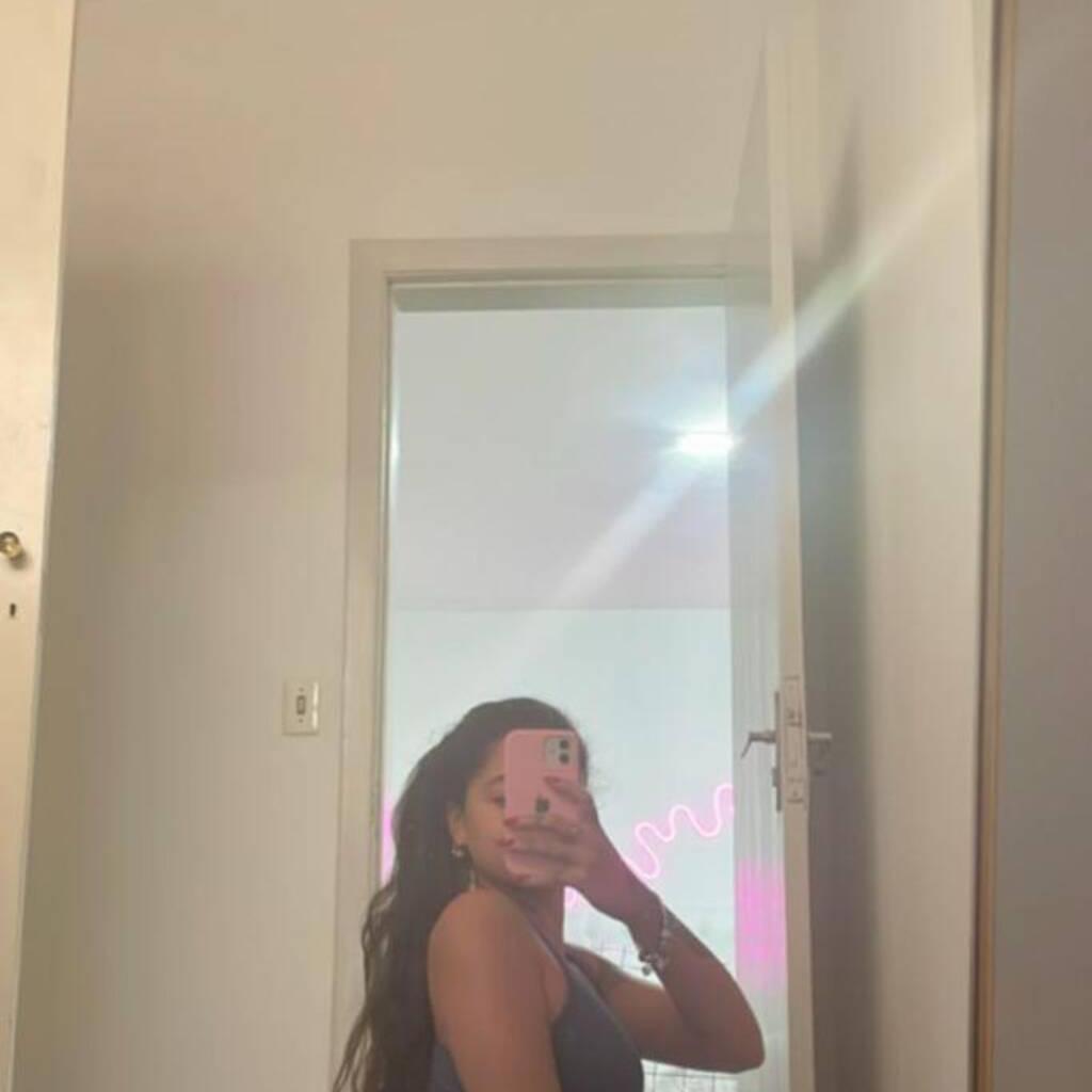 
                        Flora
                     is Female Escorts. | Kelowna | British Columbia | Canada | canadatopescorts.com 