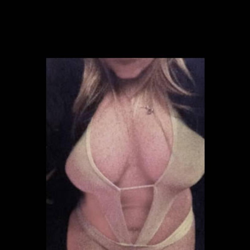 
                        Honey
                     is Female Escorts. | Barrie | Ontario | Canada | canadatopescorts.com 