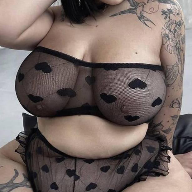 
                        Kitty
                     is Female Escorts. | Hamilton | Ontario | Canada | canadatopescorts.com 