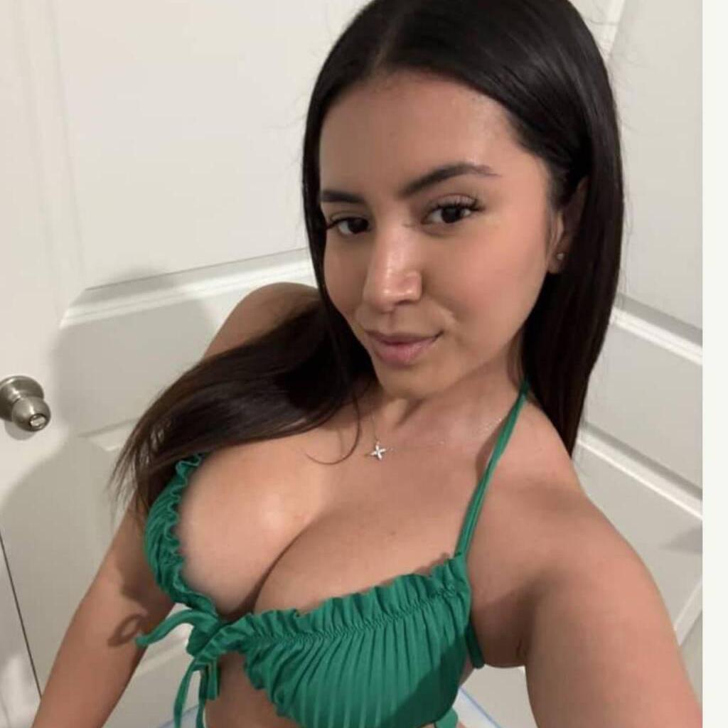 
                        New beauty! Athena
                     is Female Escorts. | belleville | Ontario | Canada | canadatopescorts.com 
