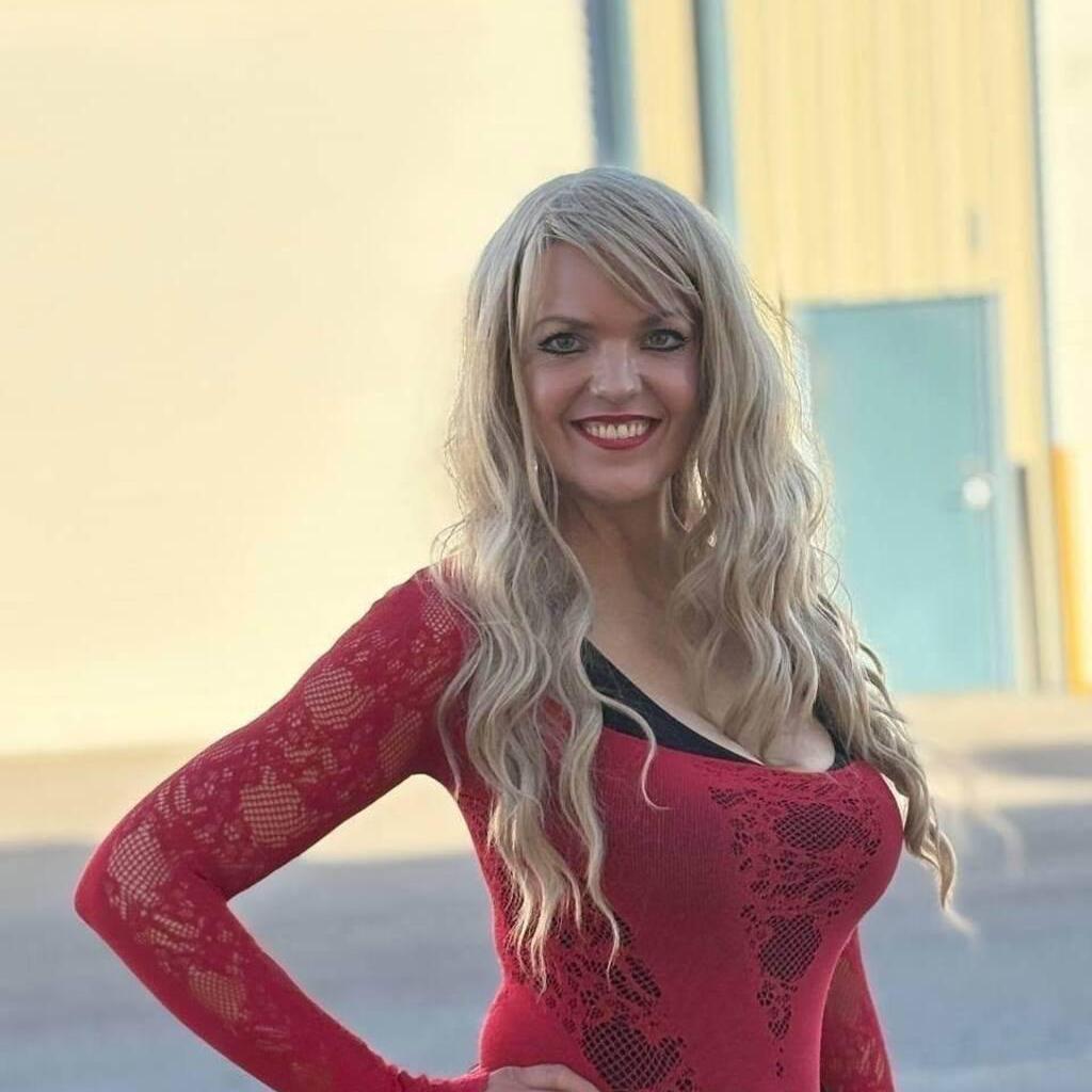 
                        Jenna
                     is Female Escorts. | Calgary | Alberta | Canada | canadatopescorts.com 