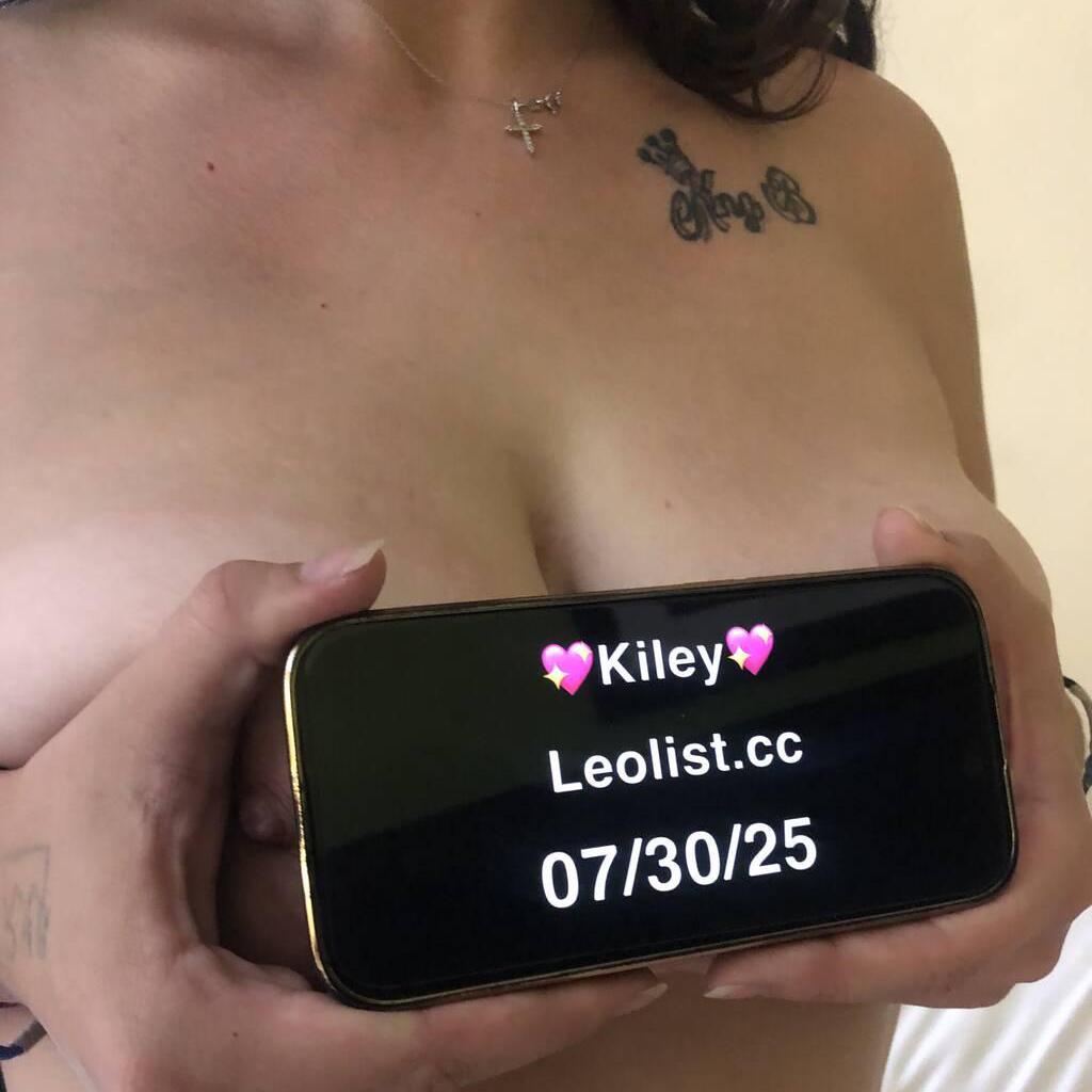 
                        Kiley
                     is Female Escorts. | Kitchener | Ontario | Canada | canadatopescorts.com 