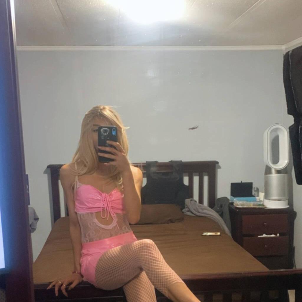 
                        Indiedaisies
                     is Female Escorts. | Kelowna | British Columbia | Canada | canadatopescorts.com 