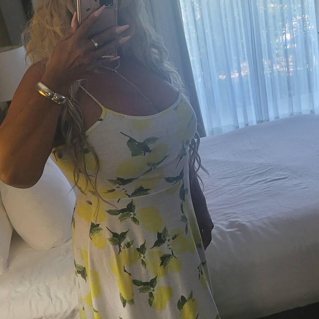 
                        Victtoria
                     is Female Escorts. | Toronto | Ontario | Canada | canadatopescorts.com 