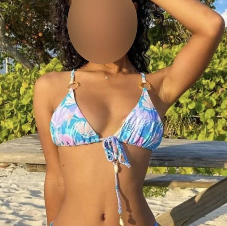 
                        Selena
                     is Female Escorts. | Vancouver | British Columbia | Canada | canadatopescorts.com 