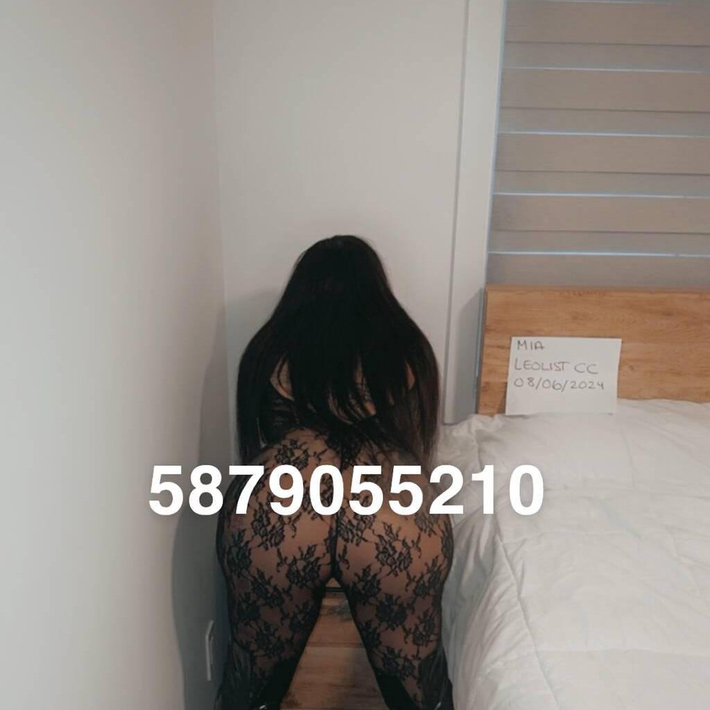 
                        Mia
                     is Female Escorts. | Peace River Country | British Columbia | Canada | canadatopescorts.com 