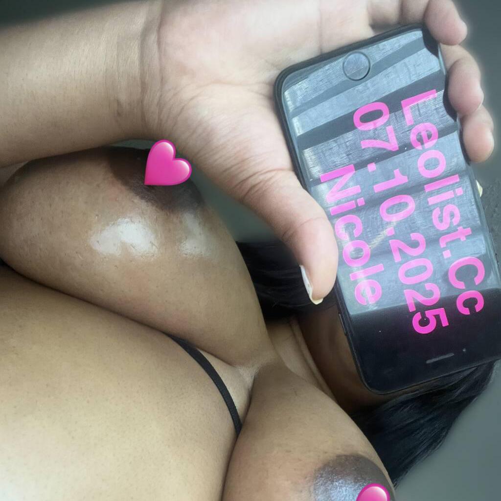 
                        NICOLE
                     is Female Escorts. | Sarnia | Ontario | Canada | canadatopescorts.com 