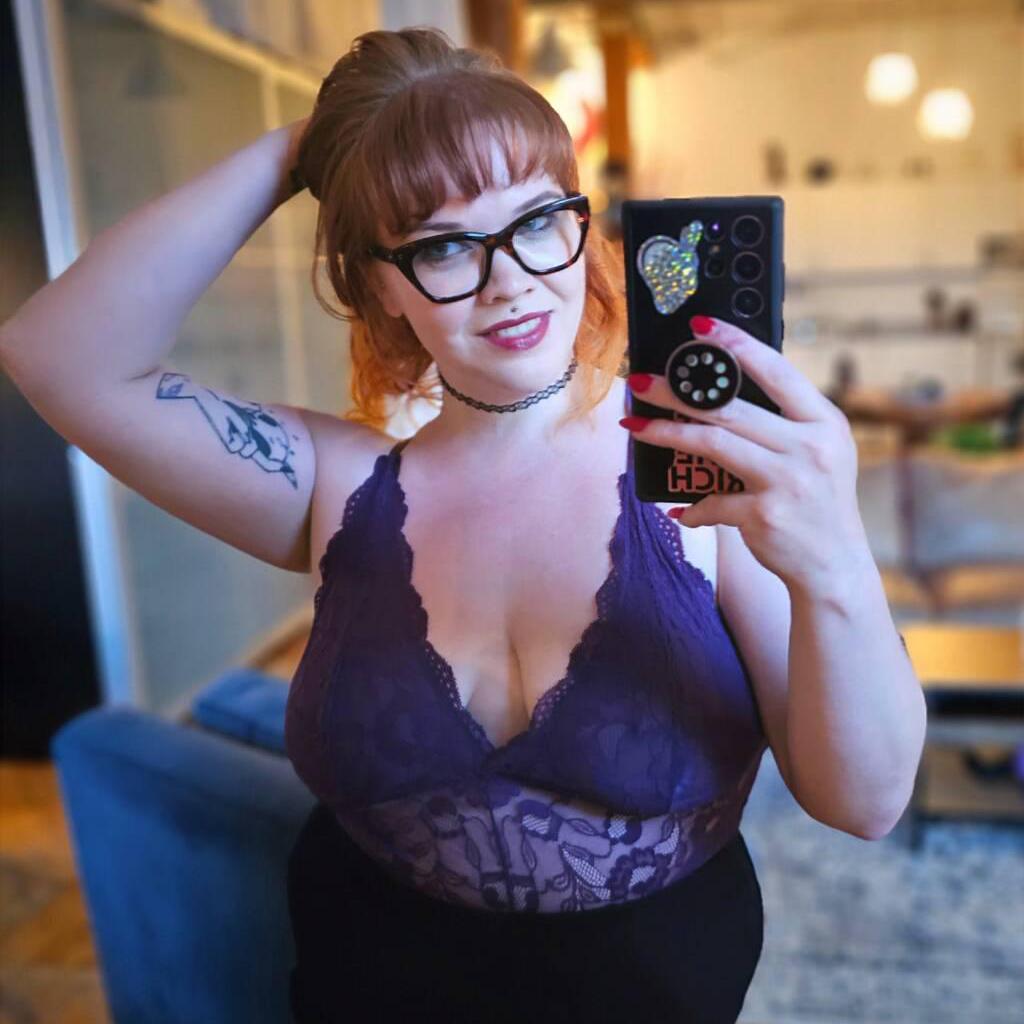 
                        Ivy Rose Quinn
                     is Female Escorts. | Chatham | Ontario | Canada | canadatopescorts.com 