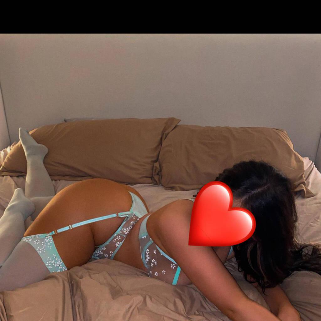 
                        Kiki
                     is Female Escorts. | Niagara | Ontario | Canada | canadatopescorts.com 