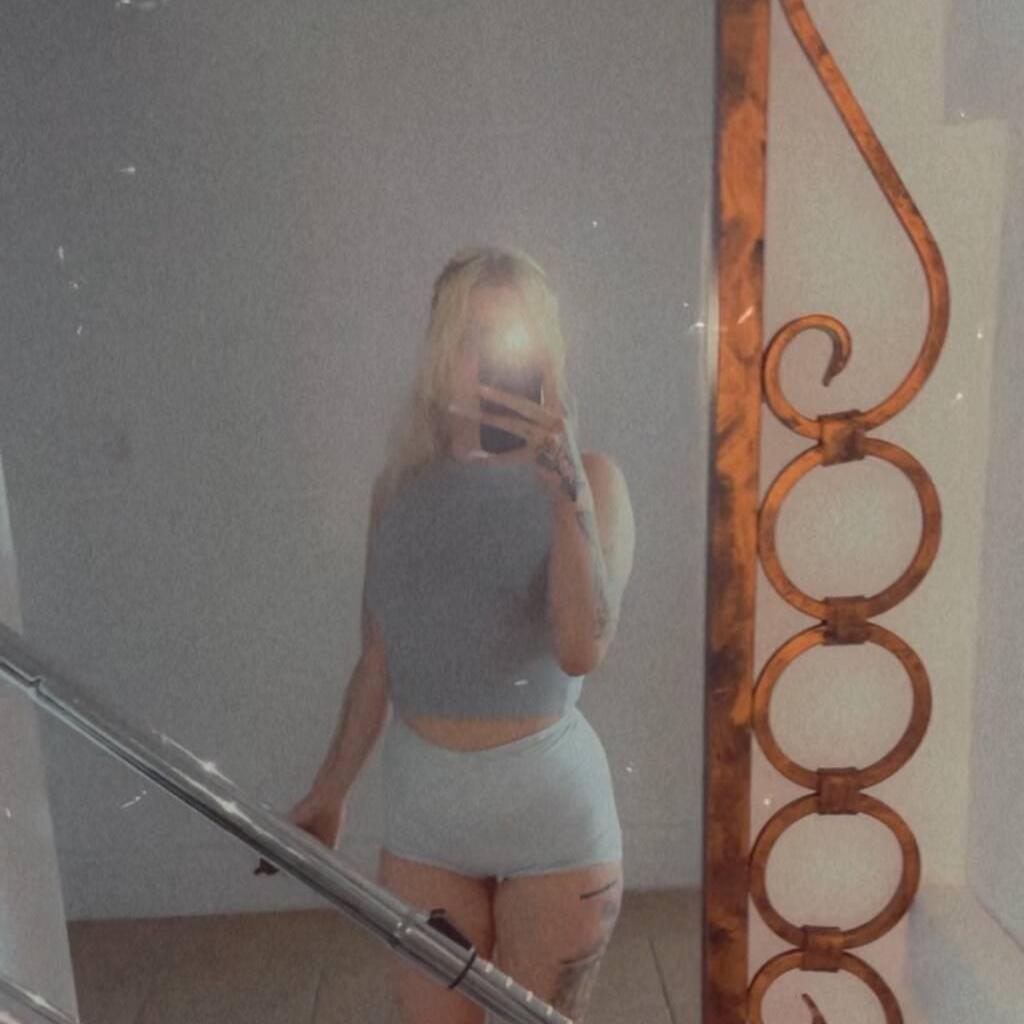 
                        Natalya White
                     is Female Escorts. | Hamilton | Ontario | Canada | canadatopescorts.com 