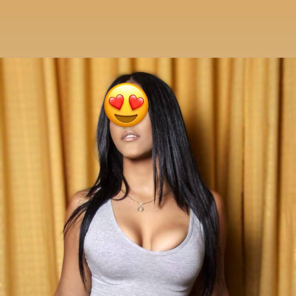 
                        SUNSHINE SPA
                     is Female Escorts. | Toronto | Ontario | Canada | canadatopescorts.com 