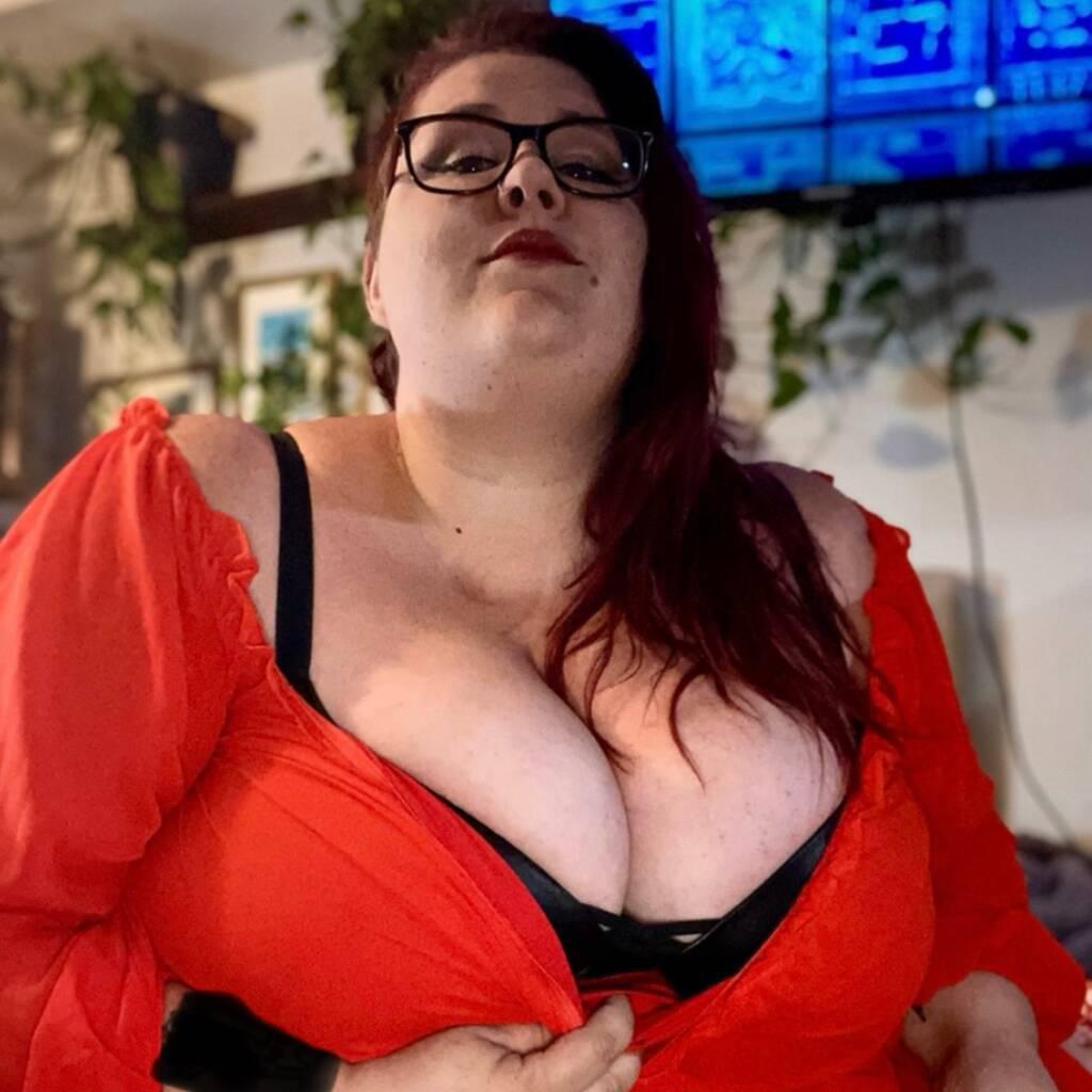
                        Scarlett
                     is Female Escorts. | Guelph | Ontario | Canada | canadatopescorts.com 
