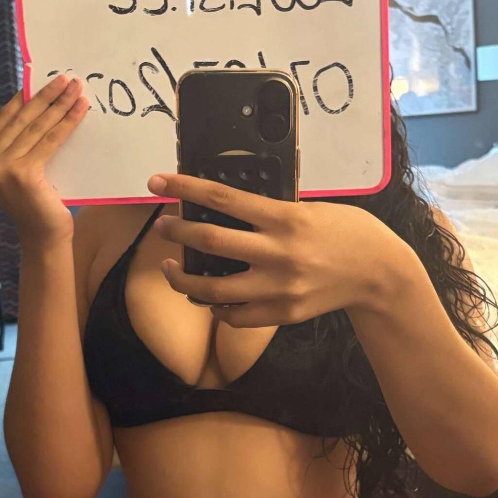 
                        Destiny&Chanel
                     is Female Escorts. | Kitchener | Ontario | Canada | canadatopescorts.com 