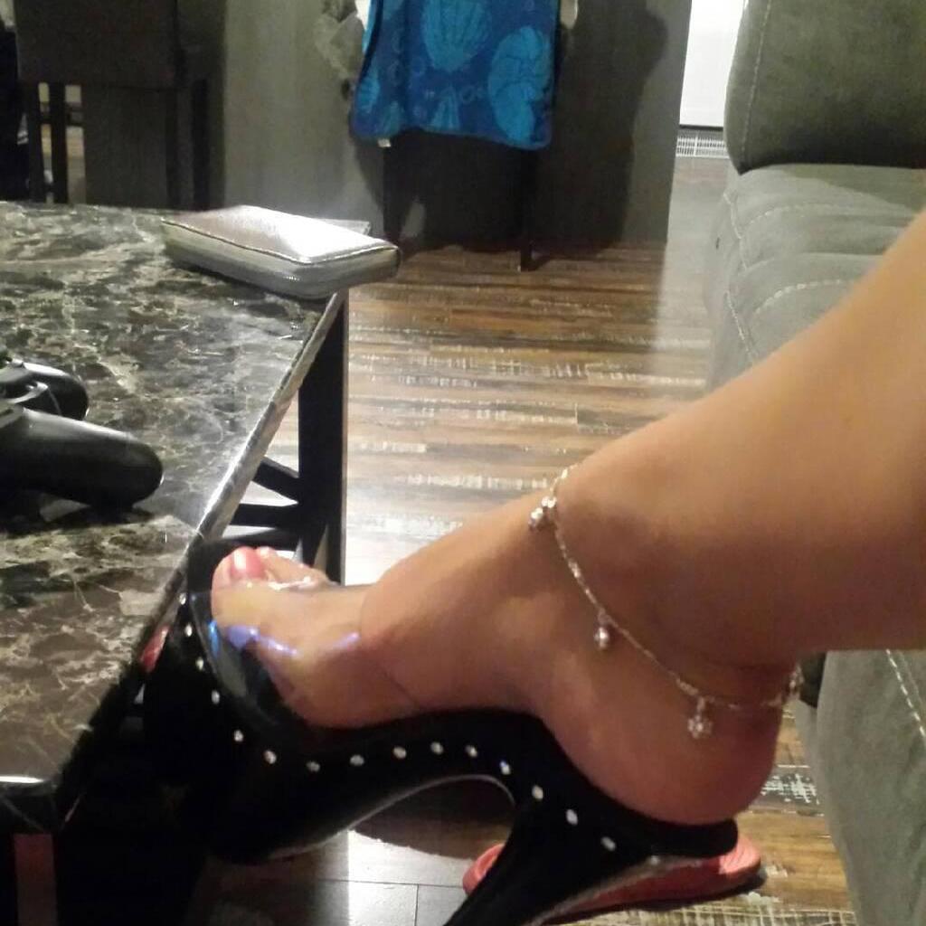 
                        Diamonds
                     is Female Escorts. | Sherbrooke | Quebec | Canada | canadatopescorts.com 