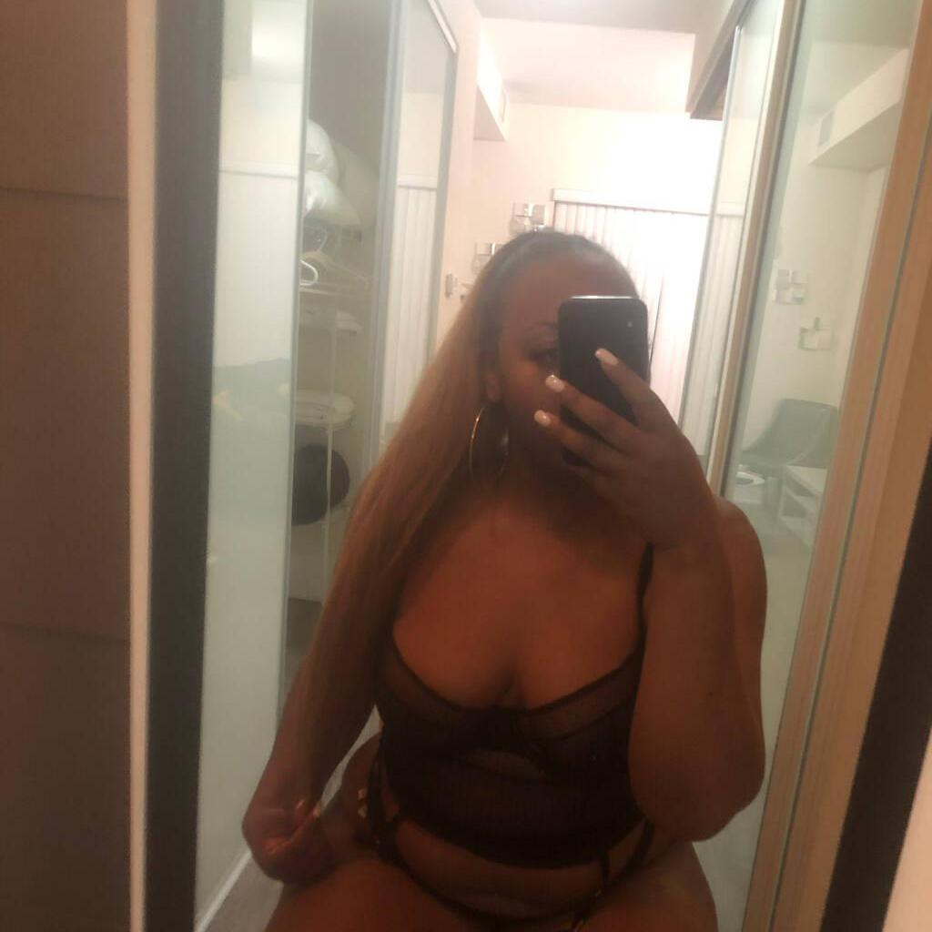 
                        Ruby  Rose
                     is Female Escorts. | Ottawa | Ontario | Canada | canadatopescorts.com 