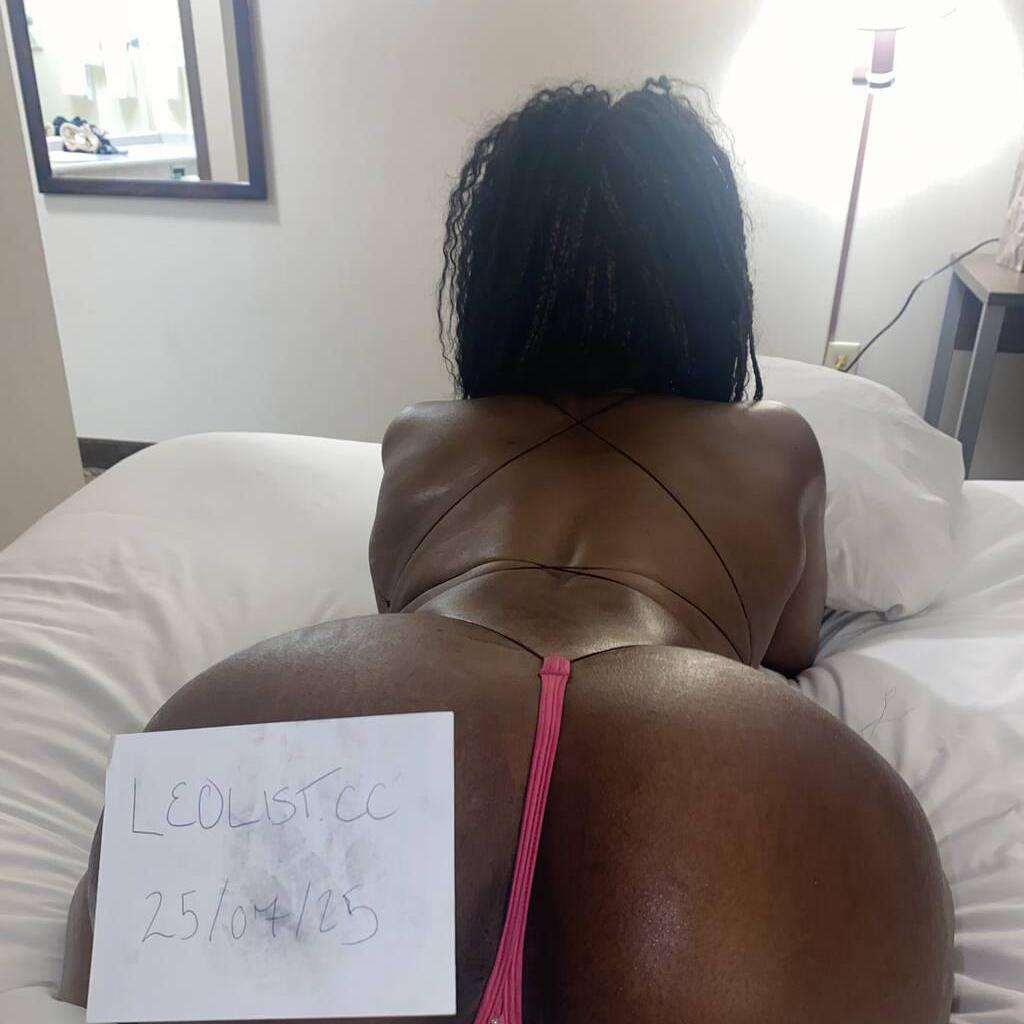 
                        Londyn
                     is Female Escorts. | Kingston | Ontario | Canada | canadatopescorts.com 