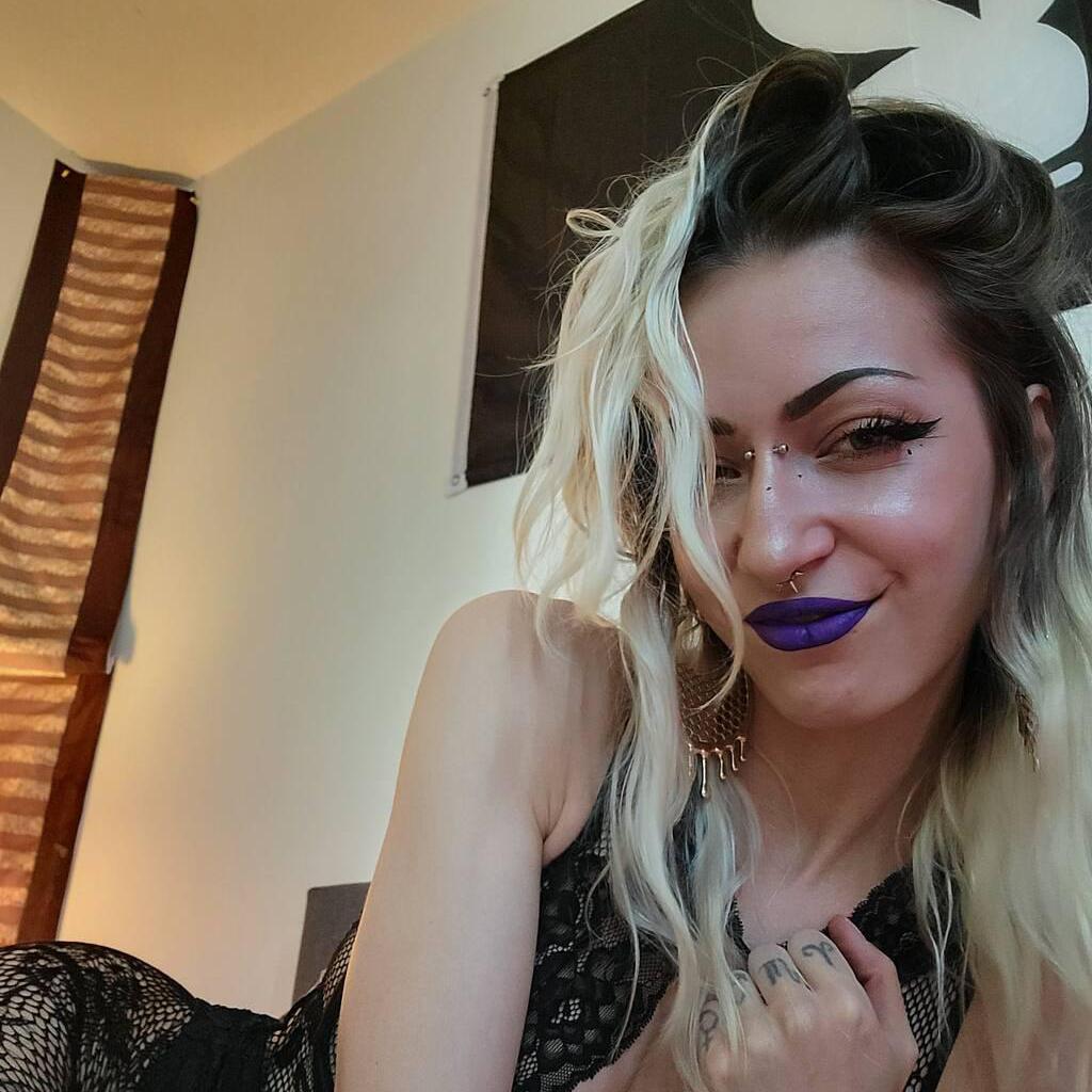 
                        Shego
                     is Female Escorts. | Regina | Saskatchewan | Canada | canadatopescorts.com 