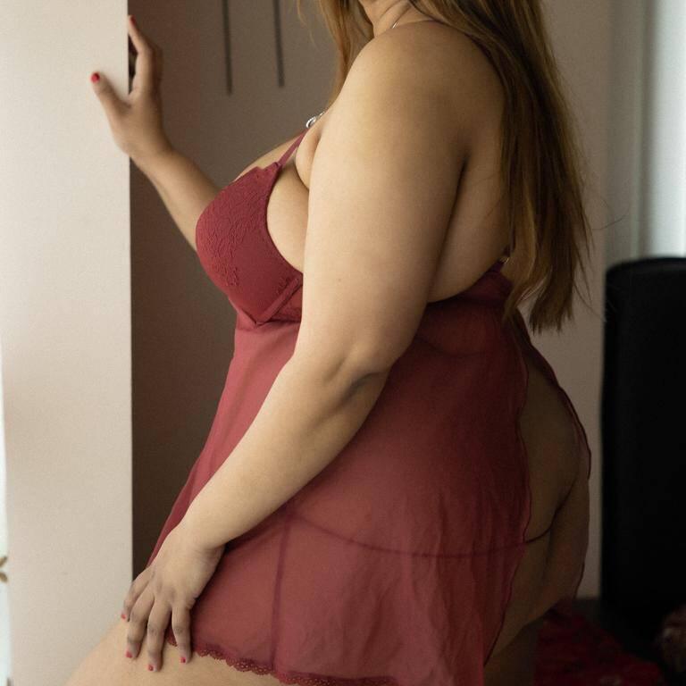 
                        Rosalie
                     is Female Escorts. | Toronto | Ontario | Canada | canadatopescorts.com 