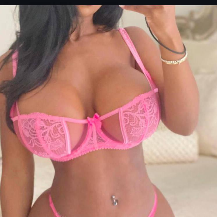 
                        Bianca
                     is Female Escorts. | Kitchener | Ontario | Canada | canadatopescorts.com 
