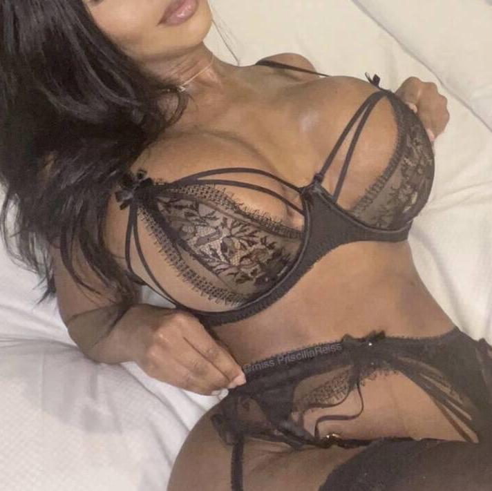 
                        Bianca
                     is Female Escorts. | Kitchener | Ontario | Canada | canadatopescorts.com 