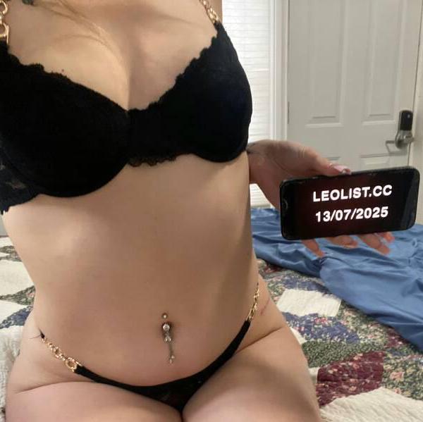 
                        Claudia
                     is Female Escorts. | Kingston | Ontario | Canada | canadatopescorts.com 