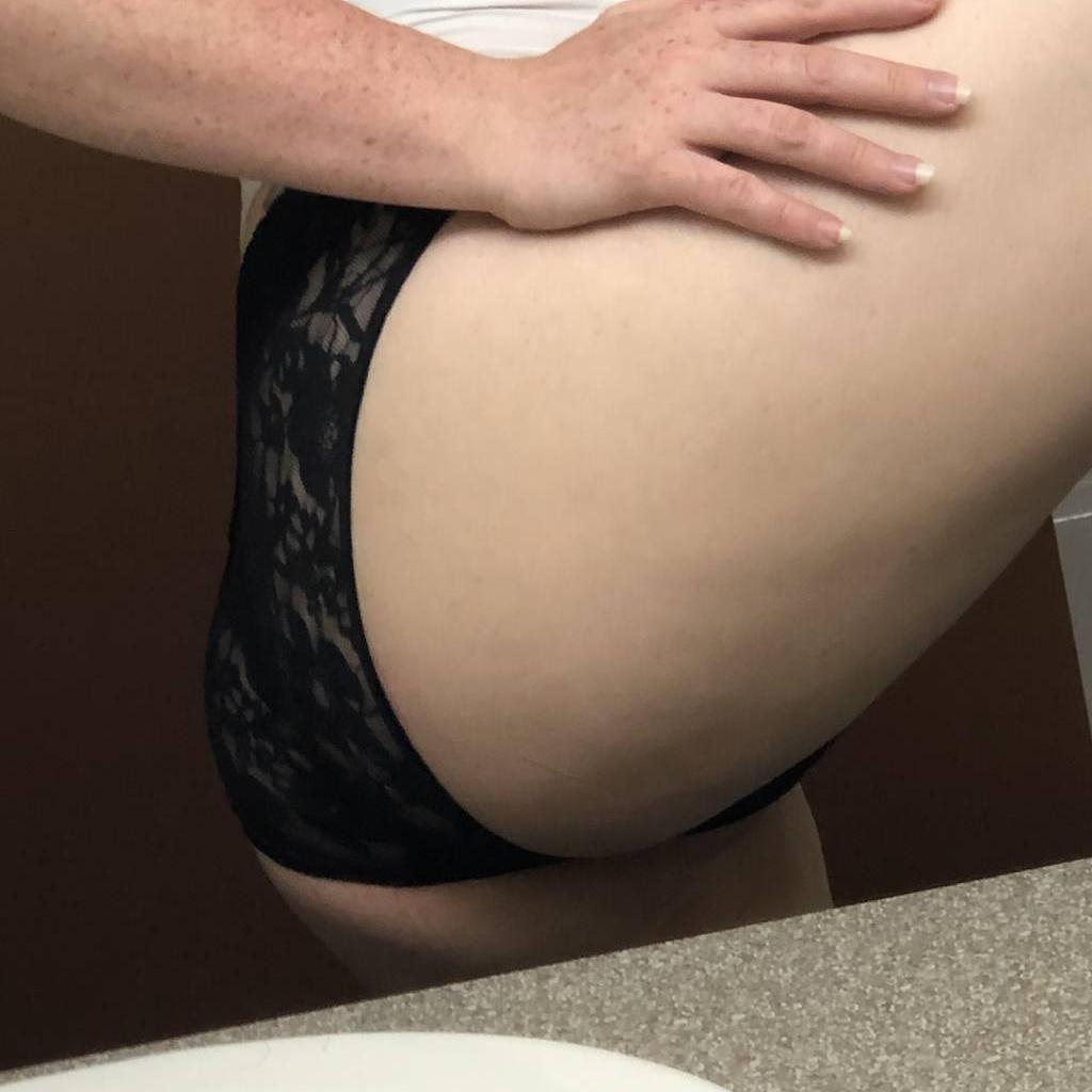 
                        Molly
                     is Female Escorts. | Thunder Bay | Ontario | Canada | canadatopescorts.com 