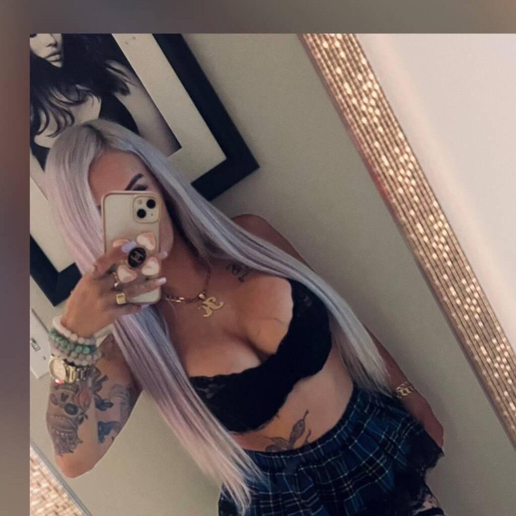
                        KENDAL
                     is Female Escorts. | Brandon | Manitoba | Canada | canadatopescorts.com 