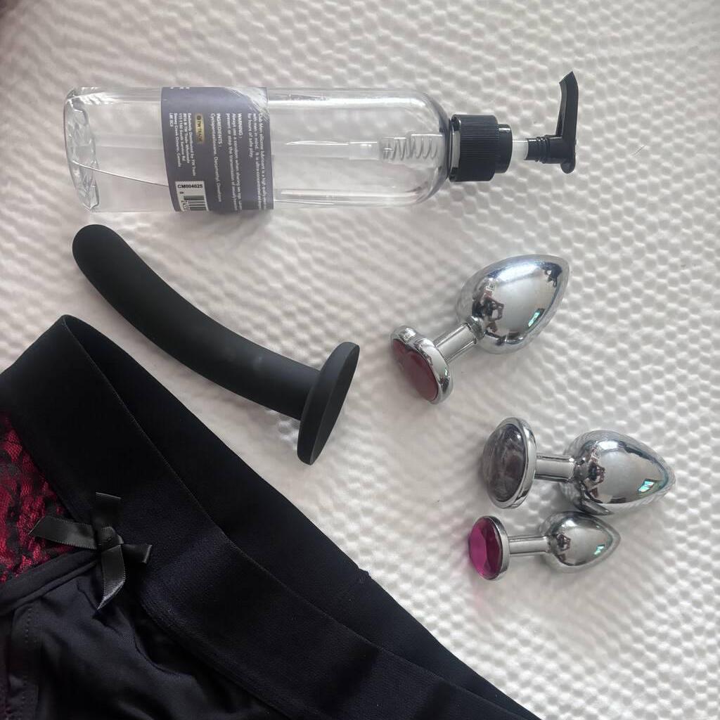 
                        Violet v
                     is Female Escorts. | Niagara | Ontario | Canada | canadatopescorts.com 