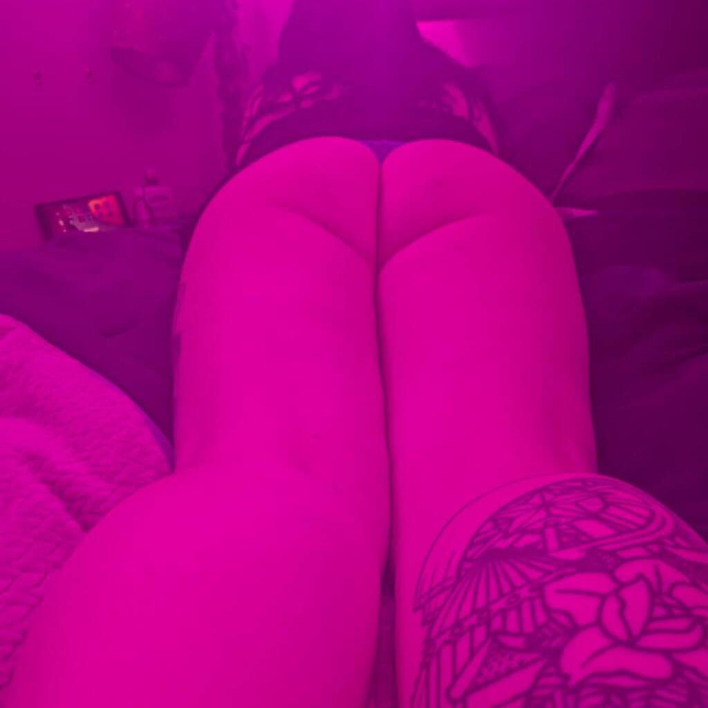 
                        Wynter Ross
                     is Female Escorts. | Kitchener | Ontario | Canada | canadatopescorts.com 