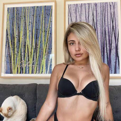 
                        Martha
                     is Female Escorts. | windsor | Ontario | Canada | canadatopescorts.com 