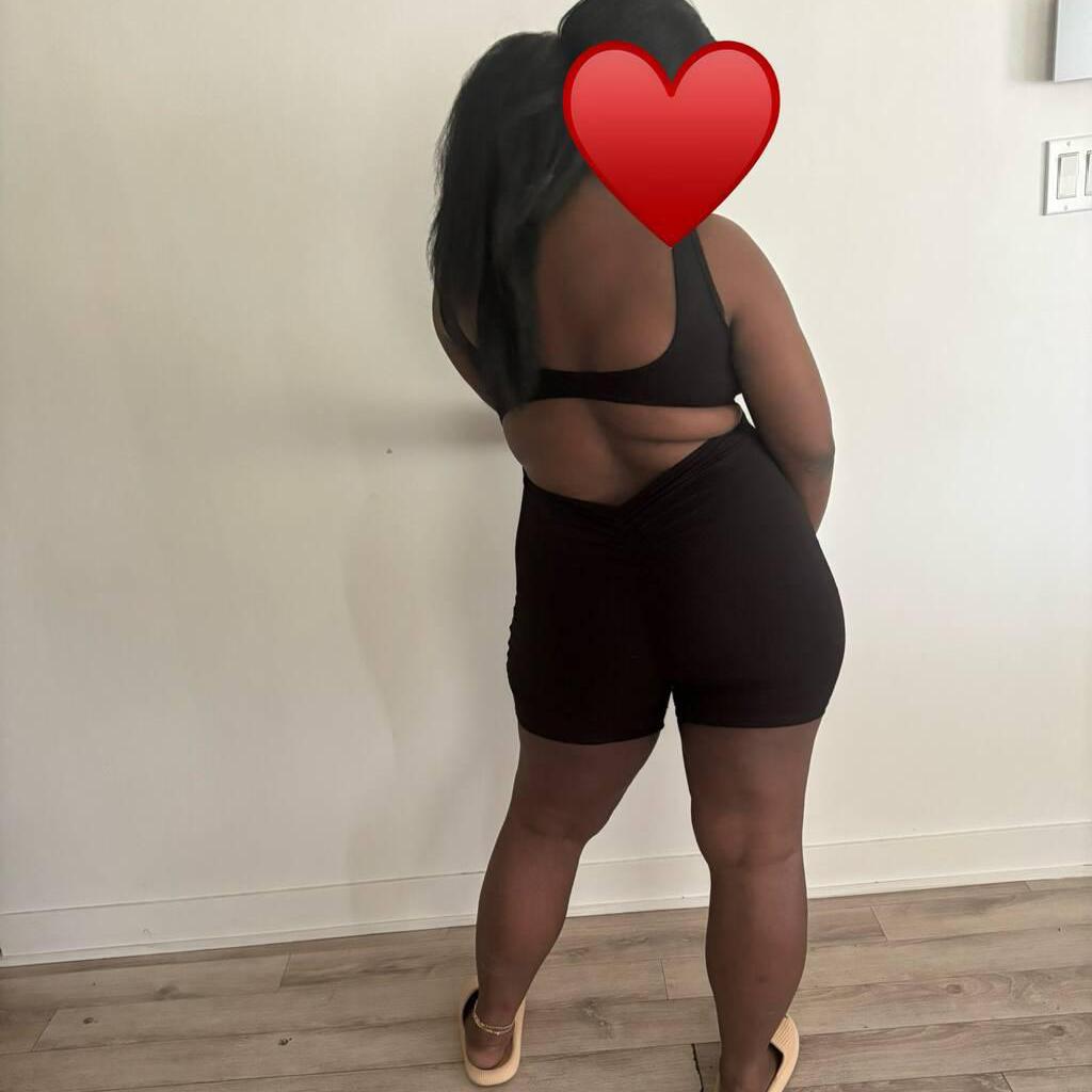 
                        cloé
                     is Female Escorts. | Quebec City | Quebec | Canada | canadatopescorts.com 