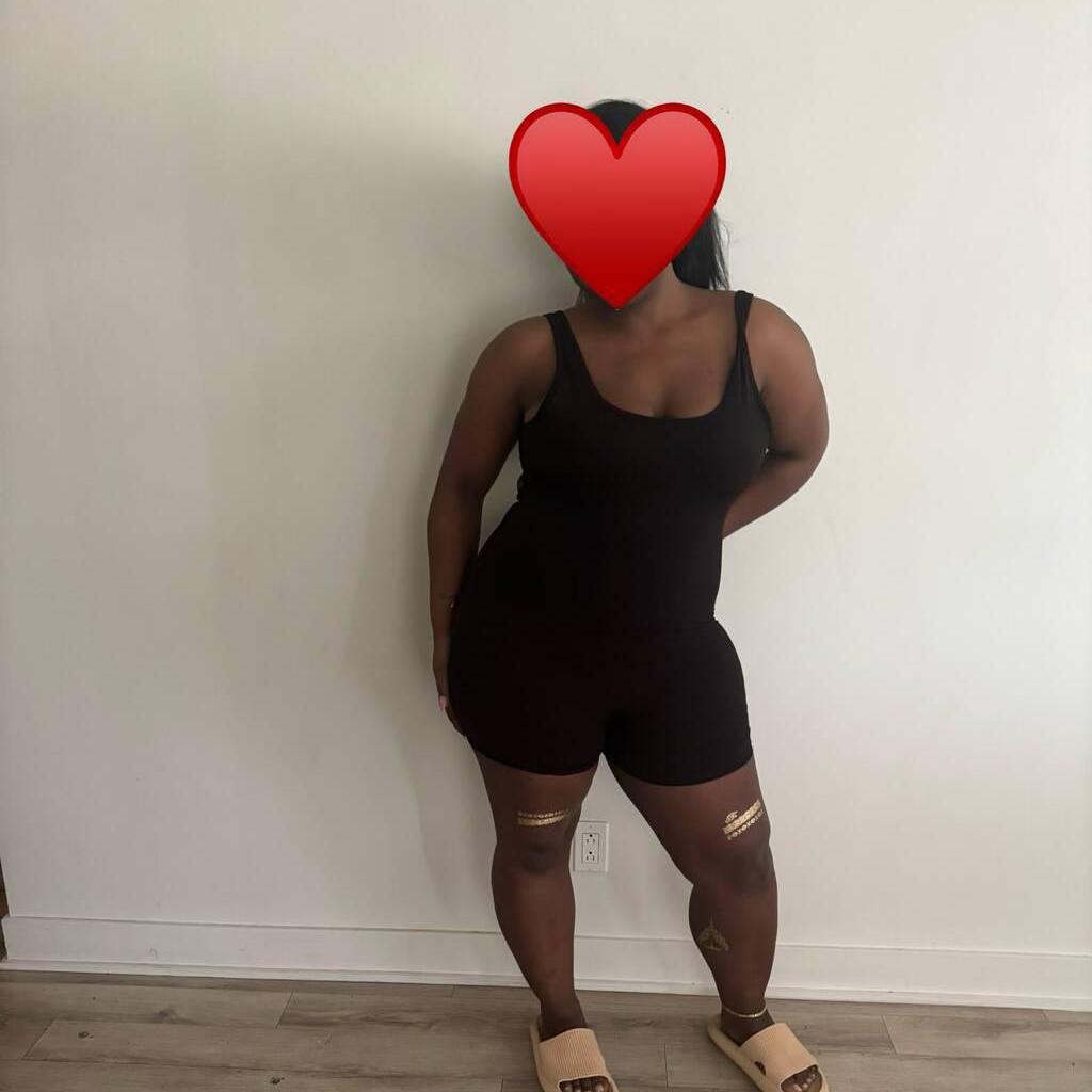 
                        cloé
                     is Female Escorts. | Quebec City | Quebec | Canada | canadatopescorts.com 