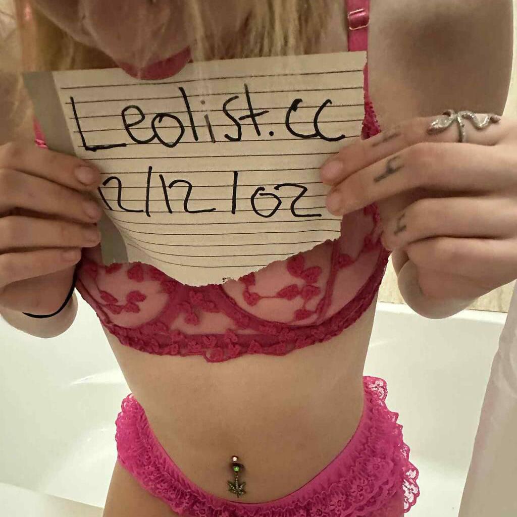 
                        Chloe
                     is Female Escorts. | Chatham | Ontario | Canada | canadatopescorts.com 