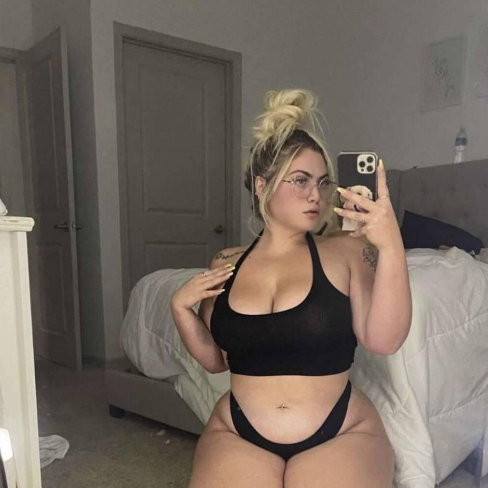 
                        Romy
                     is Female Escorts. | Quebec City | Quebec | Canada | canadatopescorts.com 