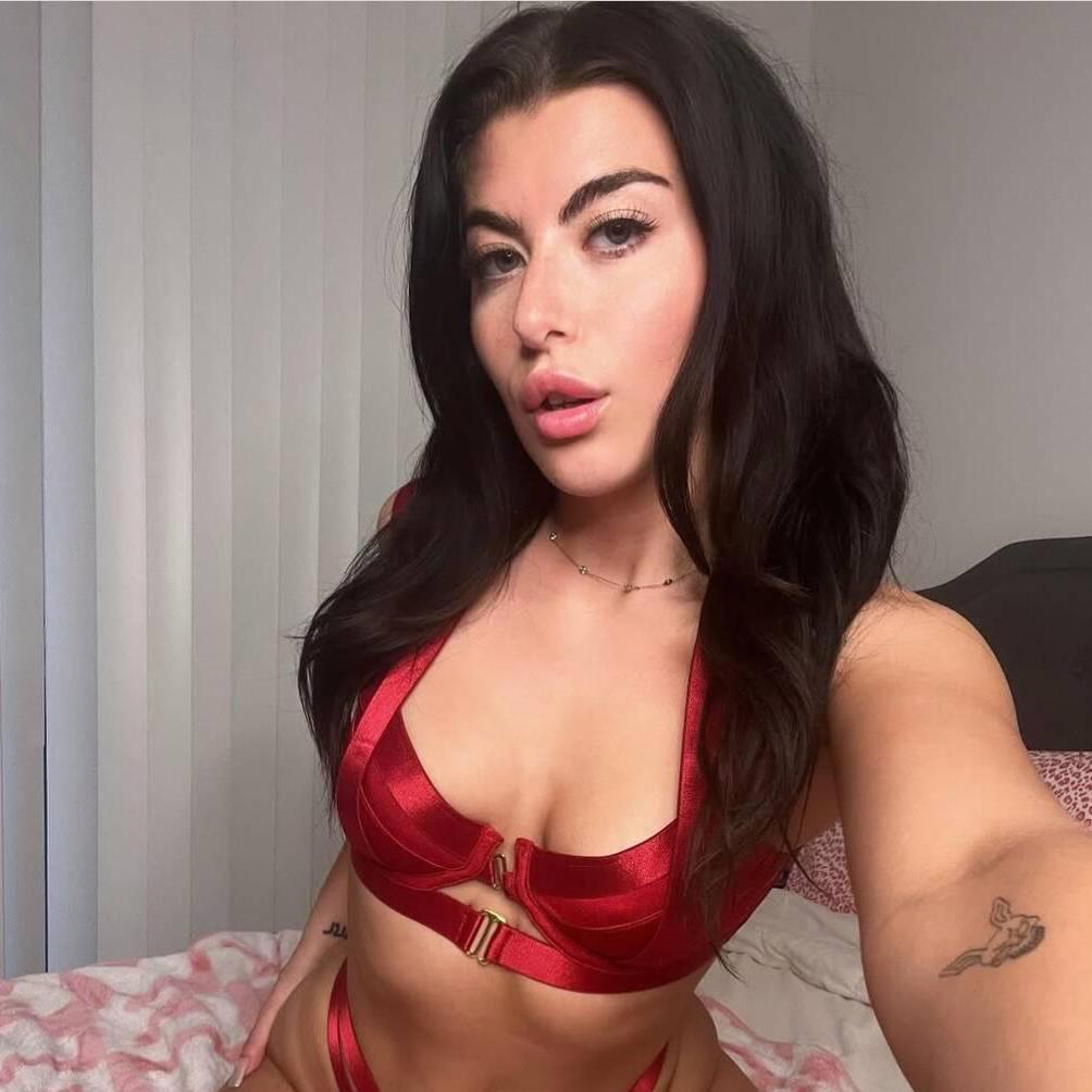 
                        Sandrine
                     is Female Escorts. | Sherbrooke | Quebec | Canada | canadatopescorts.com 