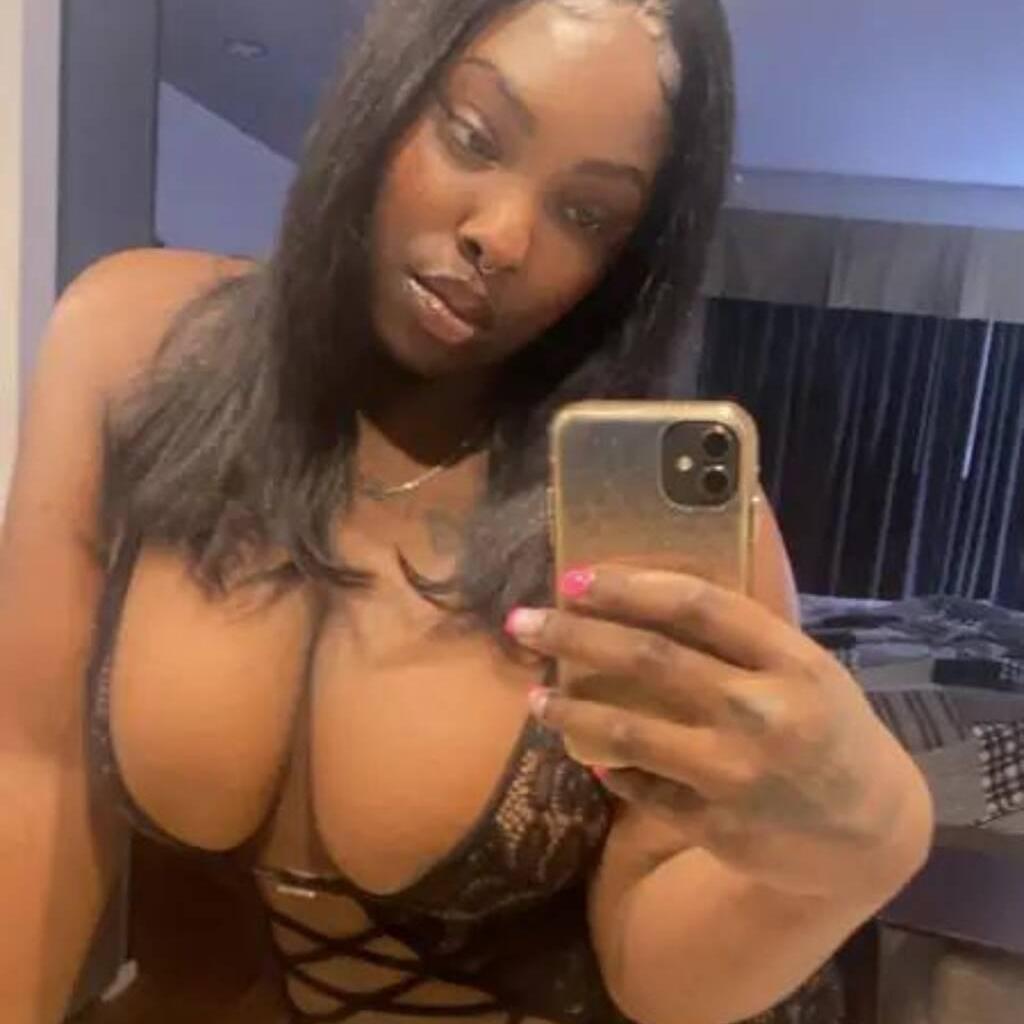 
                        Malia
                     is Female Escorts. | Montreal | Quebec | Canada | canadatopescorts.com 