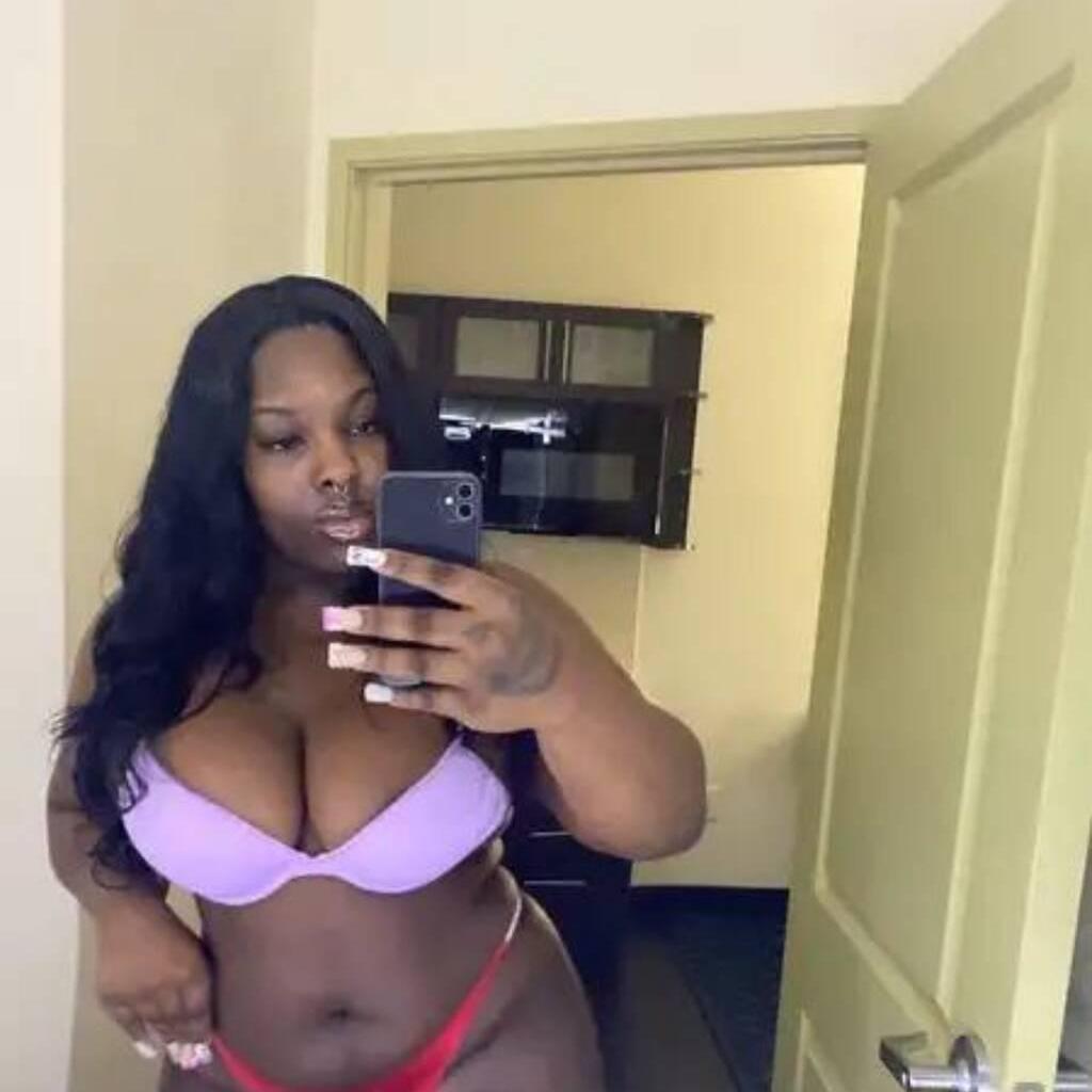 
                        Malia
                     is Female Escorts. | Montreal | Quebec | Canada | canadatopescorts.com 