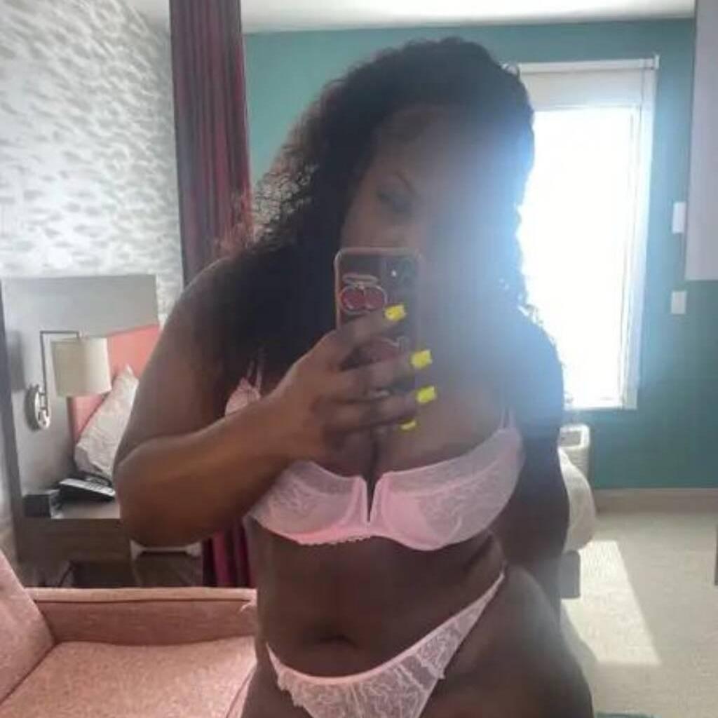 
                        Malia
                     is Female Escorts. | Montreal | Quebec | Canada | canadatopescorts.com 