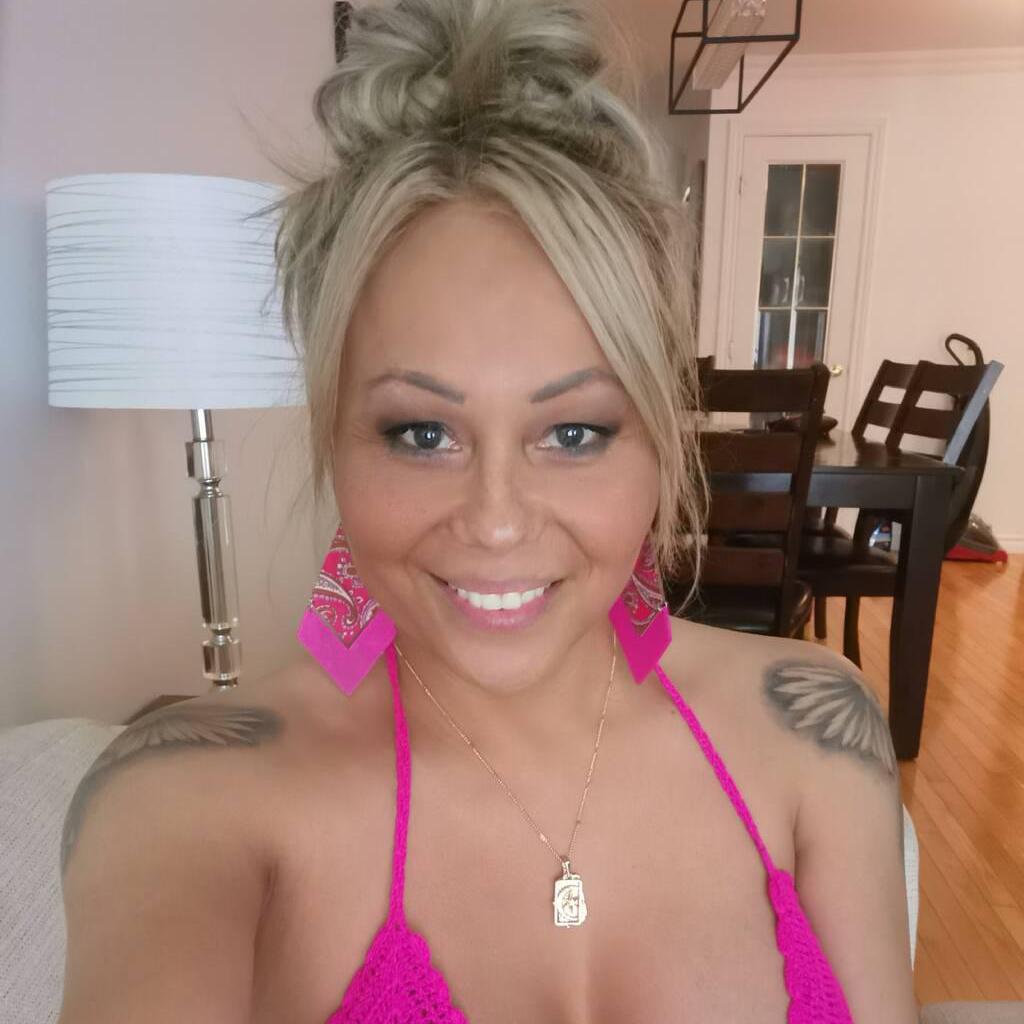 
                        Amity
                     is Female Escorts. | Winnipeg | Manitoba | Canada | canadatopescorts.com 
