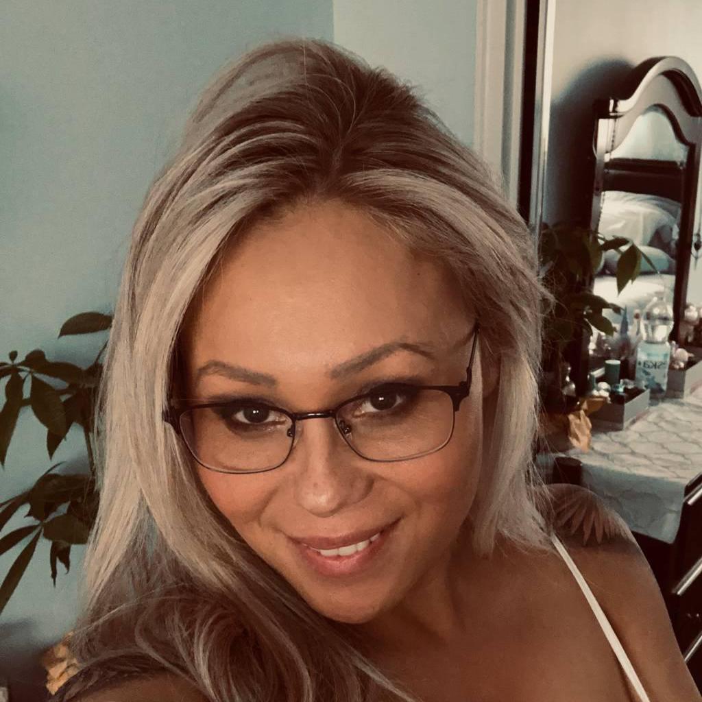 
                        Amity
                     is Female Escorts. | Winnipeg | Manitoba | Canada | canadatopescorts.com 