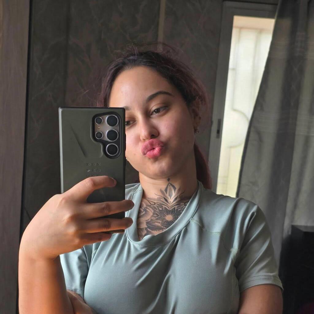 
                        Simran
                     is Female Escorts. | windsor | Ontario | Canada | canadatopescorts.com 