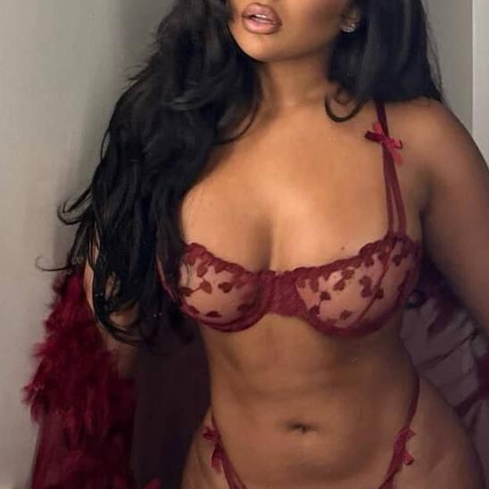 
                        mia
                     is Female Escorts. | Niagara | Ontario | Canada | canadatopescorts.com 