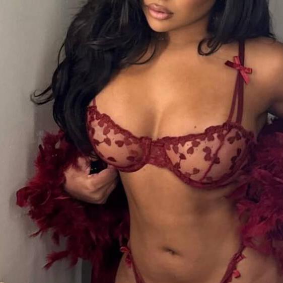 
                        mia
                     is Female Escorts. | Niagara | Ontario | Canada | canadatopescorts.com 