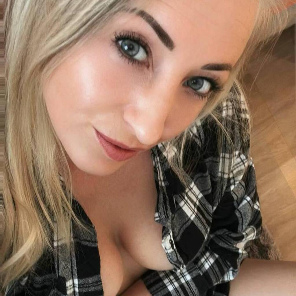 
                        Juliette
                     is Female Escorts. | Saguenay | Quebec | Canada | canadatopescorts.com 