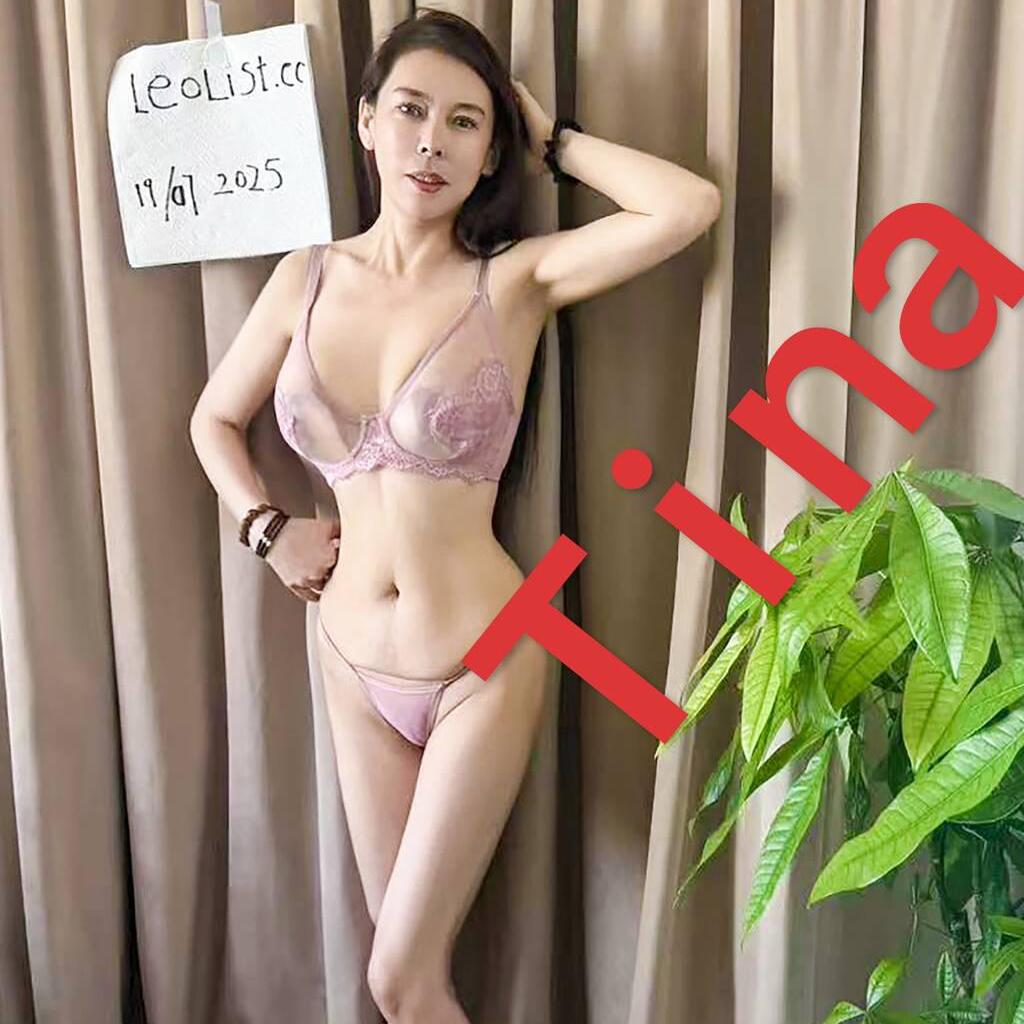 
                        Tinayoyo
                     is Female Escorts. | Vancouver | British Columbia | Canada | canadatopescorts.com 