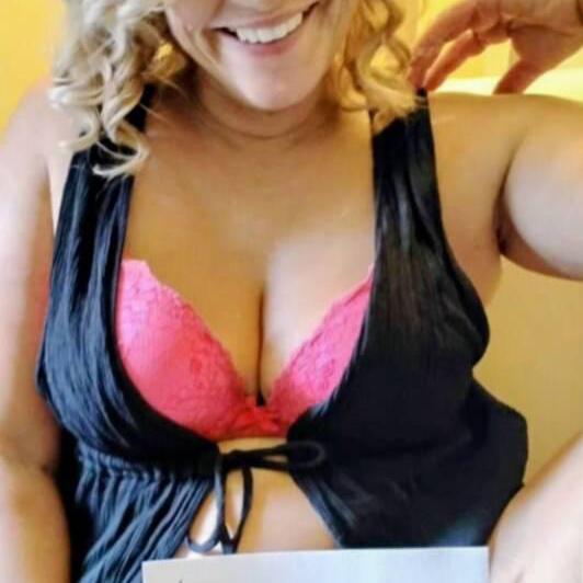 
                        Bentlee
                     is Female Escorts. | Niagara | Ontario | Canada | canadatopescorts.com 