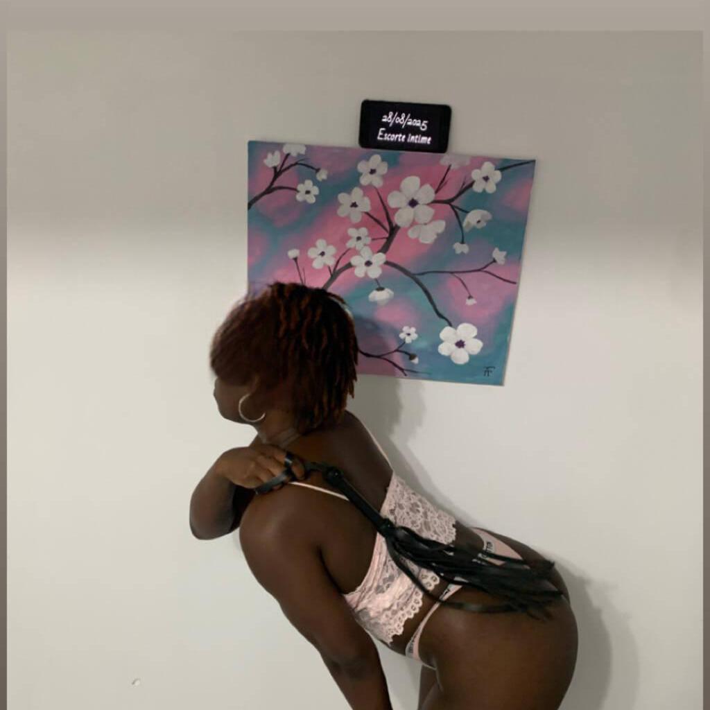 
                        LeilaBlack
                     is Female Escorts. | Niagara | Ontario | Canada | canadatopescorts.com 