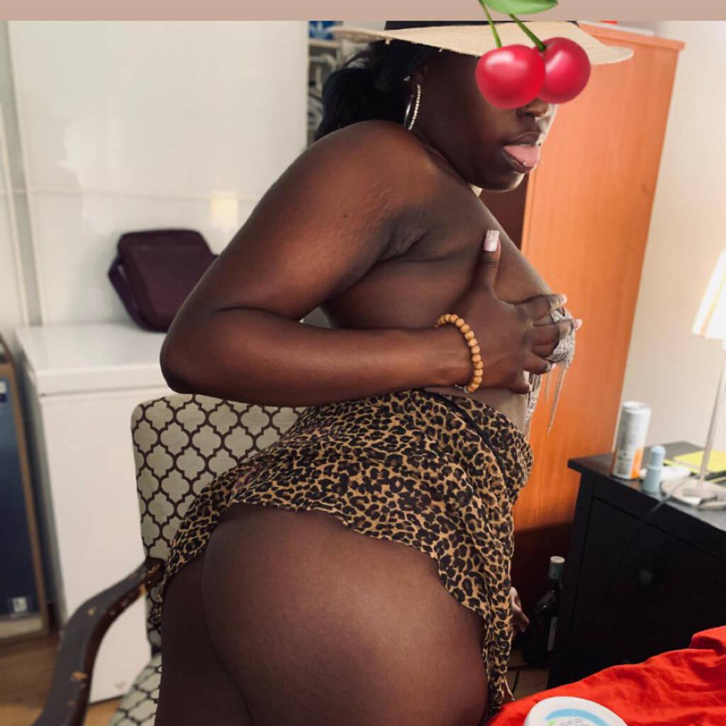 
                        LeilaBlack
                     is Female Escorts. | Niagara | Ontario | Canada | canadatopescorts.com 