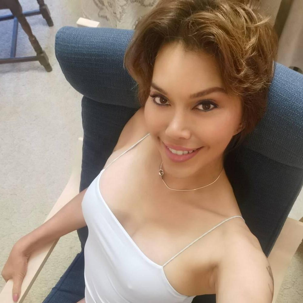 
                        Allie Zeon
                     is Female Escorts. | Cornwall | Ontario | Canada | canadatopescorts.com 