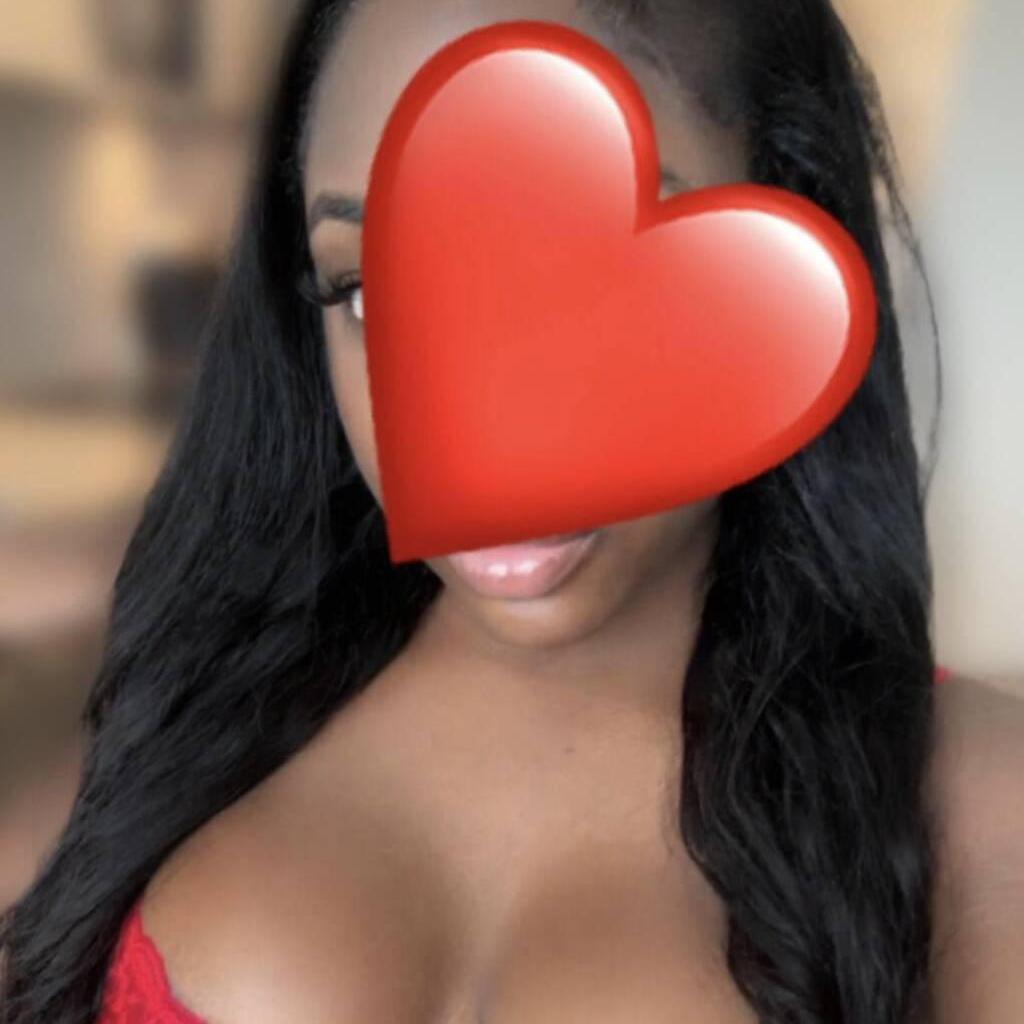 
                        Aiza
                     is Female Escorts. | Saguenay | Quebec | Canada | canadatopescorts.com 